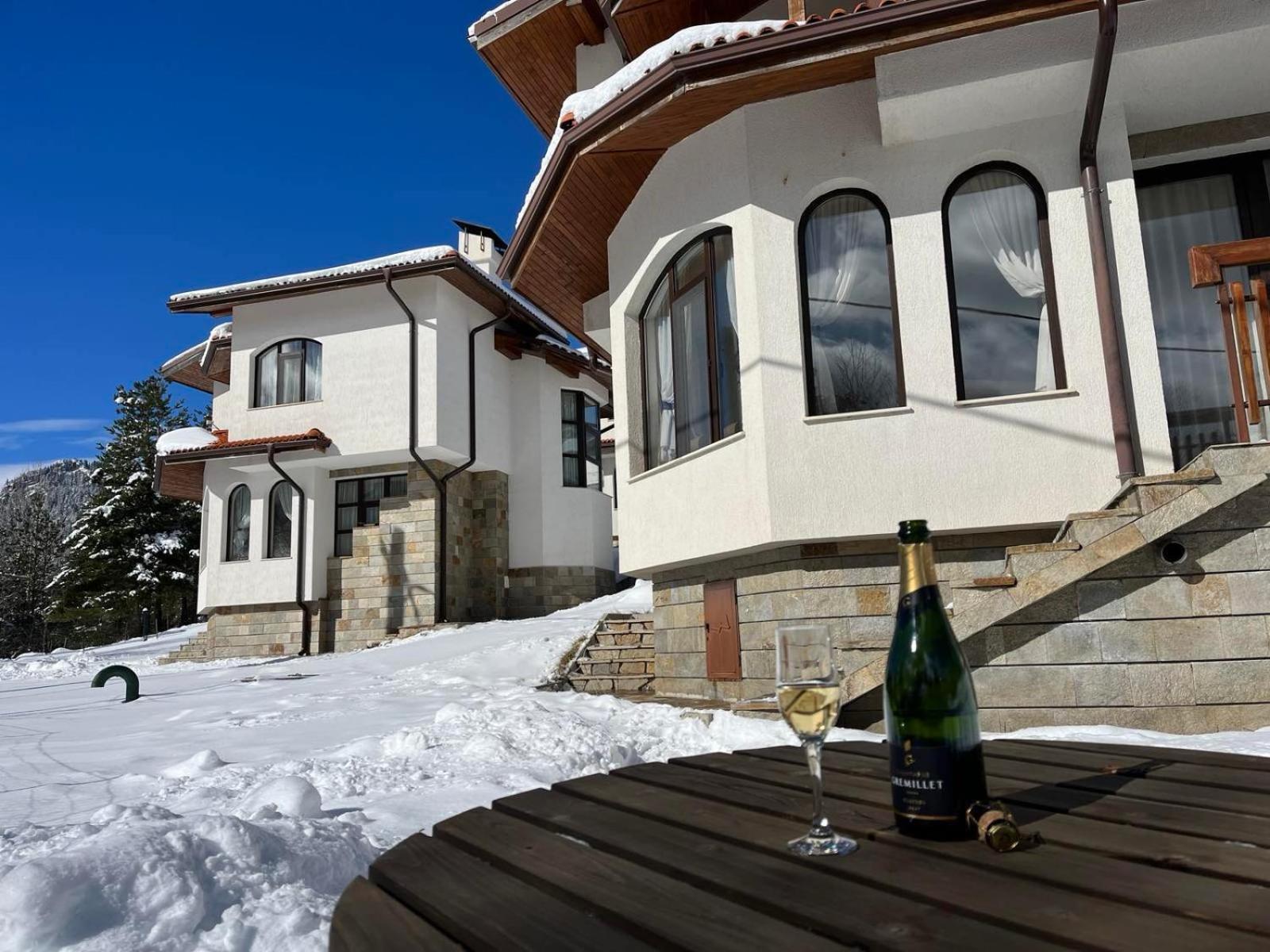 Cassiopea Villas بامبوروفو المظهر الخارجي الصورة